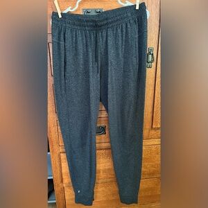 NOBULL Charcoal Heather Matte (gray) Women’s Joggers